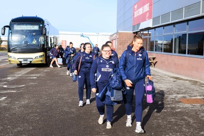 140226 - Brython Thunder v Edinburgh - Celtic Challenge - Edinburgh team arrive at Parc y Scarlets
