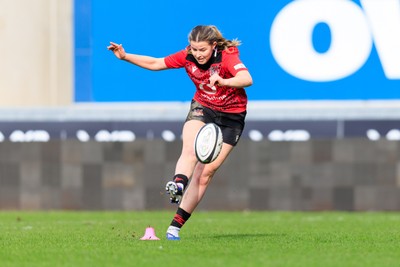 140226 - Brython Thunder v Edinburgh - Celtic Challenge - Ffion Williams of Brython Thunder kicks a conversion