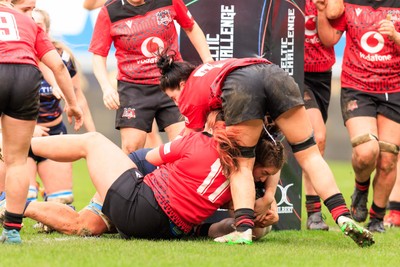 140226 - Brython Thunder v Edinburgh - Celtic Challenge - Adelle Ferrie of Edinburgh scores a try
