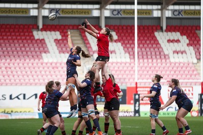 140226 - Brython Thunder v Edinburgh - Celtic Challenge - Natalia John of Brython Thunder wins a lineout