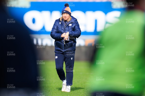 140226 - Brython Thunder v Edinburgh - Celtic Challenge - Edinburgh head coach Claire Cruikshank  during the warm up
