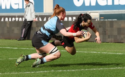 090325  Brython Thunder v Glasgow Warriors, Celtic Challenge - Eleanor Hing of Brython Thunder dives inn to score try