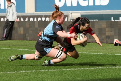 090325  Brython Thunder v Glasgow Warriors, Celtic Challenge - Eleanor Hing of Brython Thunder dives inn to score try