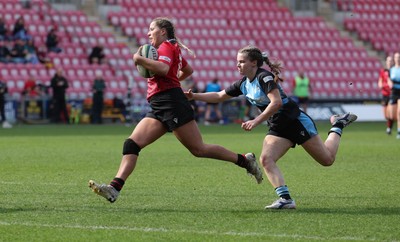 090325  Brython Thunder v Glasgow Warriors, Celtic Challenge - Gabby Healan of Brython Thunder races in to score try