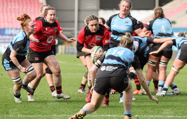 090325  Brython Thunder v Glasgow Warriors, Celtic Challenge - Hannah Bluck of Brython Thunder races in to score try