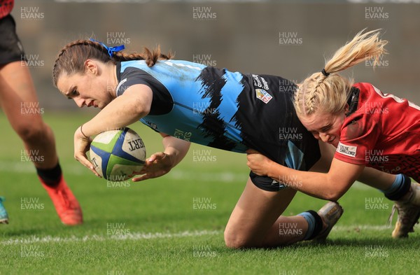 090325  Brython Thunder v Glasgow Warriors, Celtic Challenge - Orla Proctor of Glasgow Warriors races in to score try