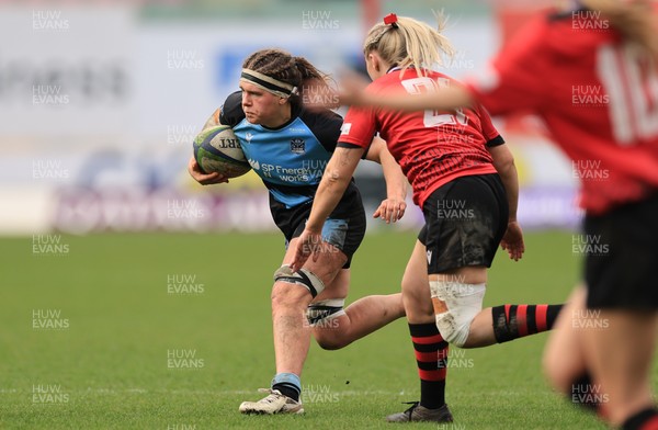 090325  Brython Thunder v Glasgow Warriors, Celtic Challenge - Gemma Bell of Glasgow Warriors attacks