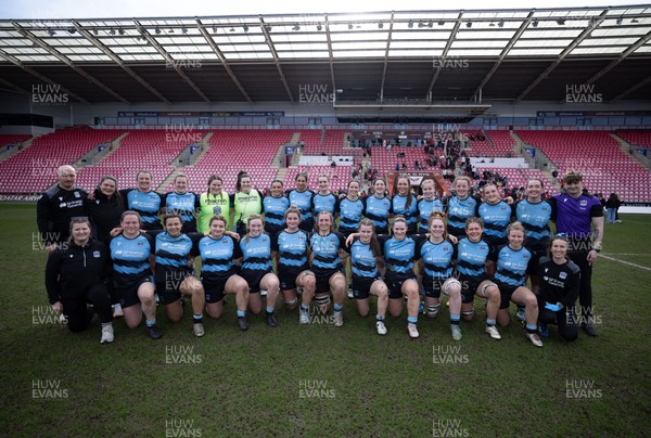 090325  Brython Thunder v Glasgow Warriors, Celtic Challenge - The Glasgow Warriors team and management at the end of the match