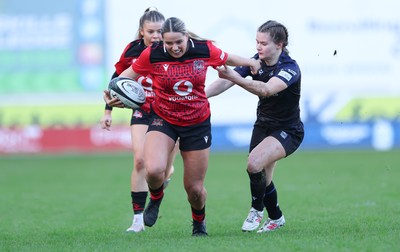 201225 - Brython Thunder v Glasgow Warriors, Celtic Challenge - Gabby Healen of Brython Thunder attacks the Glasgow defence