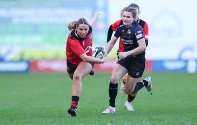 201225 - Brython Thunder v Glasgow Warriors, Celtic Challenge - Gabby Healen of Brython Thunder attacks the Glasgow defence