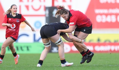 201225 - Brython Thunder v Glasgow Warriors, Celtic Challenge - Natalia John of Brython Thunder is tackled