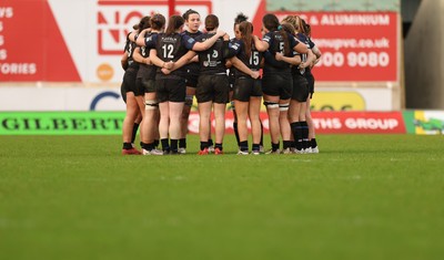 201225 - Brython Thunder v Glasgow Warriors, Celtic Challenge -The Glasgow Warriors team huddle up