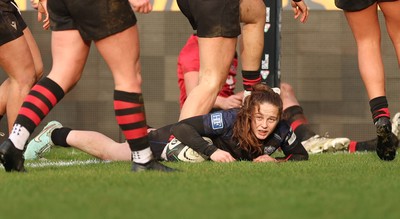 201225 - Brython Thunder v Glasgow Warriors, Celtic Challenge - Hannah Smyth of Glasgow Warriors scores her first try