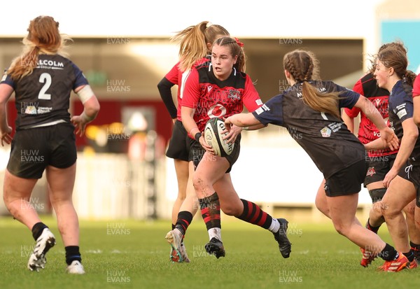 201225 - Brython Thunder v Glasgow Warriors, Celtic Challenge - Ellie Tromans of Brython Thunder breaks