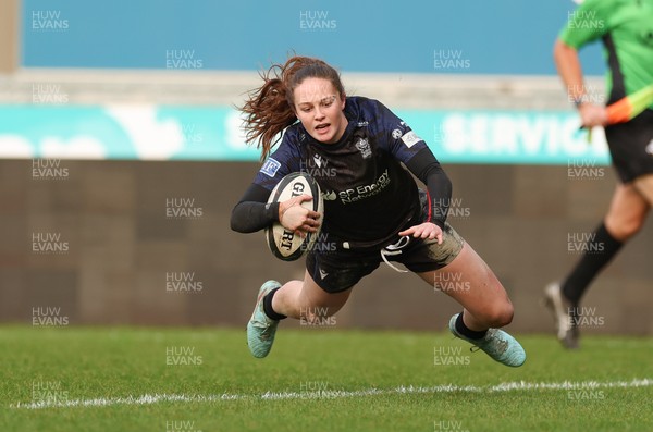 201225 - Brython Thunder v Glasgow Warriors, Celtic Challenge - Hannah Smyth of Glasgow Warriors scores her second try