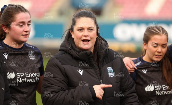 201225 - Brython Thunder v Glasgow Warriors, Celtic Challenge - Glasgow Warriors Women Head Coach Lindsey Smith at the end of the match