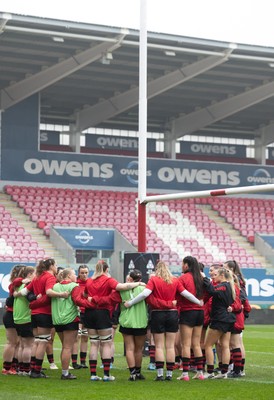 080326 - Brython Thunder v Gwalia Lightning, Celtic Challenge - Brython Thunder huddle up ahead of the match