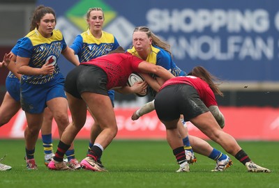 080326 - Brython Thunder v Gwalia Lightning, Celtic Challenge - Alaw Pyrs of Gwalia Lightning looks to charge forward
