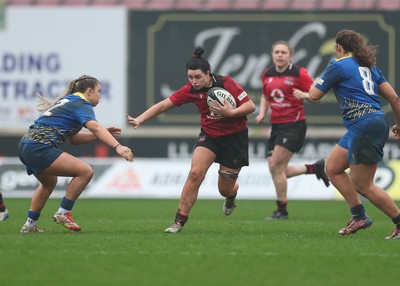 080326 - Brython Thunder v Gwalia Lightning, Celtic Challenge - Lucy Isaac of Brython Thunder breaks away