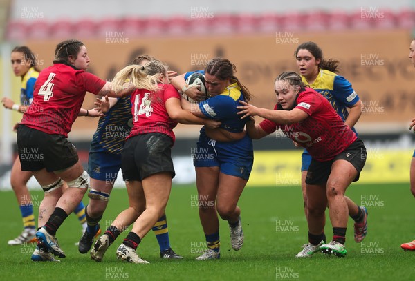 080326 - Brython Thunder v Gwalia Lightning, Celtic Challenge - Chloe Thomas Bradley of Gwalia Lightning takes on Mabli Evans of Brython Thunder and Lucy Isaac of Brython Thunder