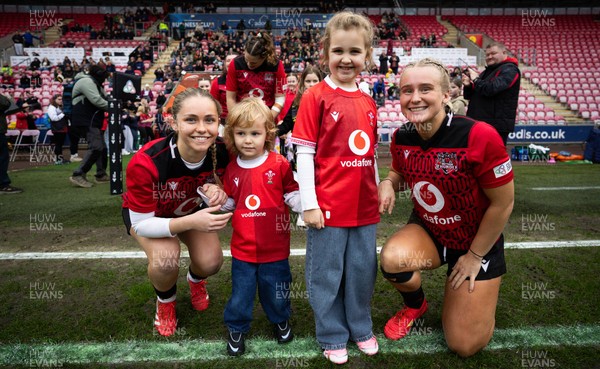 080326 - Brython Thunder v Gwalia Lightning, Celtic Challenge - Brython Thunder player walk out with their match mascots