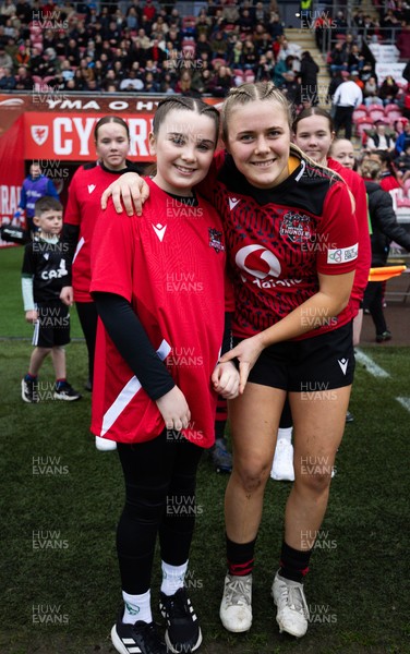 080326 - Brython Thunder v Gwalia Lightning, Celtic Challenge - Brython Thunder player walk out with their match mascots