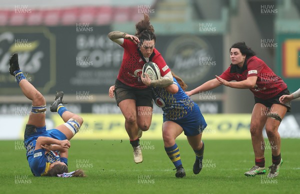 080326 - Brython Thunder v Gwalia Lightning, Celtic Challenge - Courtney Keight of Brython Thunder charges through the Gwalia defence