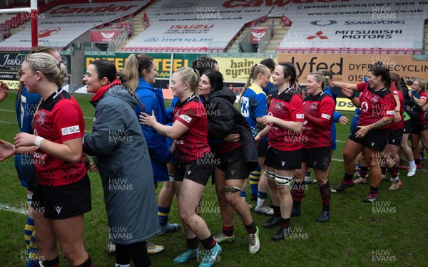 080326 - Brython Thunder v Gwalia Lightning, Celtic Challenge - Players congratulate each other at the end of each match