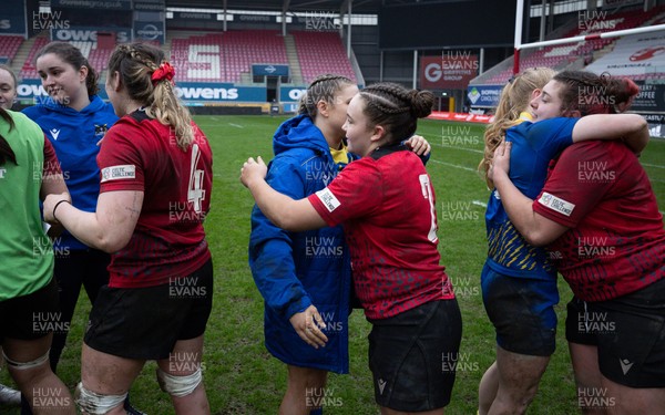 080326 - Brython Thunder v Gwalia Lightning, Celtic Challenge - Players congratulate each other at the end of each match