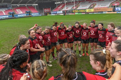 210226 - Brython Thunder v Wolfhounds - Celtic Challenge - Brython players huddle at the end of the game