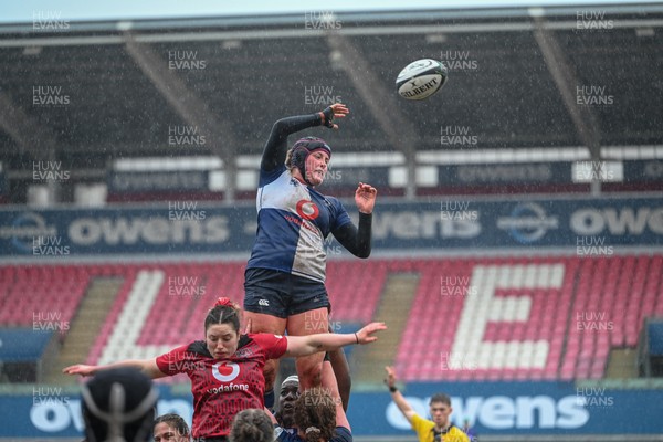 210226 - Brython Thunder v Wolfhounds - Celtic Challenge - Wolfhounds number eight, Fiona Tuite wins the line-out ball