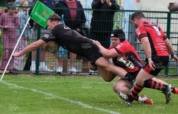020526 - Burry Port v Tenby United - Admiral National League 1 West - 