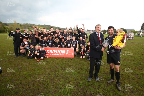 280418 - Bury Port RFC v Nantgaredig RFC - WRU League 3 West B -  Captain of Burry Port Andrew Francis and 2 year old son Bhodi receive the League 3 West B trophy from Anthony John of WRU  