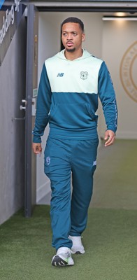 310126 - Burton Albion v Cardiff City - Sky Bet League 1 - Chris Willock of Cardiff