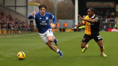 310126 - Burton Albion v Cardiff City - Sky Bet League 1 - Ollie Tanner of Cardiff and Sebastian Revan of Burton Albion