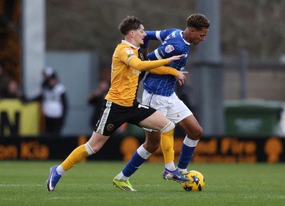 310126 - Burton Albion v Cardiff City - Sky Bet League 1 - Omari Kellyman of Cardiff and Dylan Williams of Burton Albion