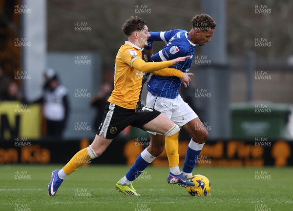 310126 - Burton Albion v Cardiff City - Sky Bet League 1 - Omari Kellyman of Cardiff and Dylan Williams of Burton Albion