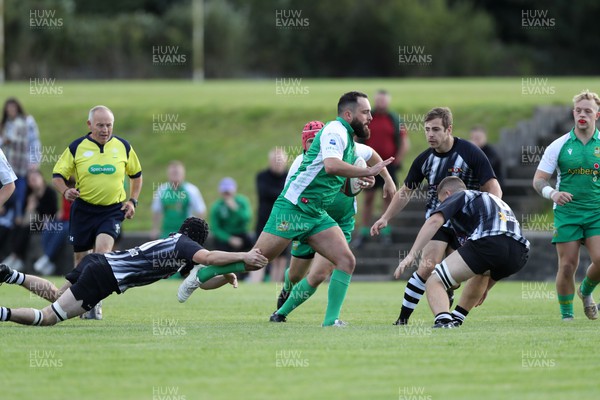 170922 - Bynea v Tonmawr - WRU Division 3 Cup - Tonmawr’s Aiden Davies on the charge