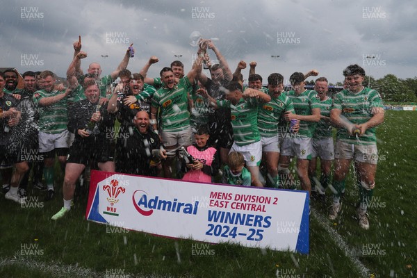 260425 - Caerphilly v Taffs Well - Admiral National League 2 East Central -  Caerphilly RFC champions