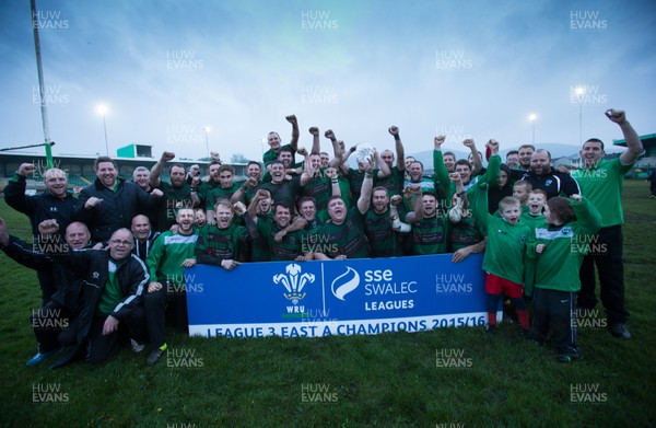 110516 - Caerphilly v Abercarn, SSE SWALEC League 3 East A - Abercarn celebrate after they are crowned SSE SWALEC League 3 East A Champions