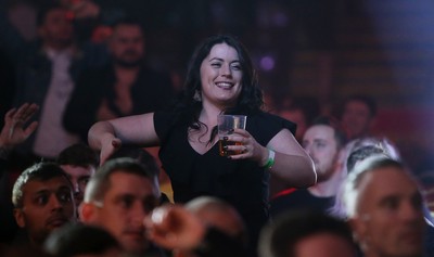 081218 - Cage Warriors 100 - Fans