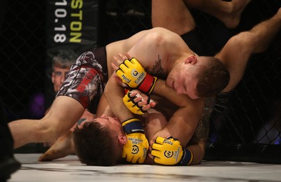 290918 - Cage Warriors 97 - Luke Shanks v Jason Jenkins (Ebbw Vale) - Shanks dominates Jenkins