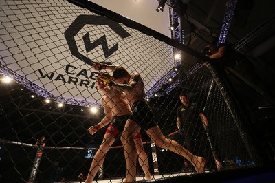 290918 - Cage Warriors 97 - Michael Corston (Black Shorts) v Struan Croxton, Port Talbot (Black and Red shorts) - 