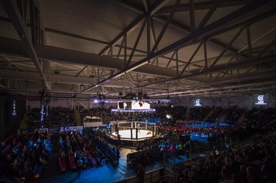 290918 - Cage Warriors 97 - Michael Corston (Black Shorts) v Struan Croxton, Port Talbot (Black and Red shorts) - 