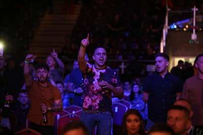 290918 - Cage Warriors 97 - Fans