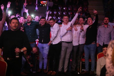 290918 - Cage Warriors 97 - Fans