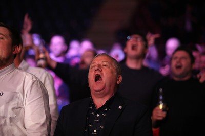 290918 - Cage Warriors 97 - Fans