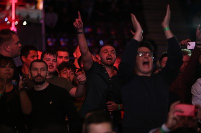 290918 - Cage Warriors 97 - Fans