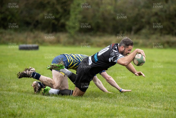 281023 - Caldicot v Gilfach Goch - Division Two WRU Cup - Josh Parr of Caldicot scores a try