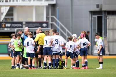 210525 - Camarthen v Swansea - WSRU Junior Group - U11s DC Thomas Plate Final - Swansea huddle
